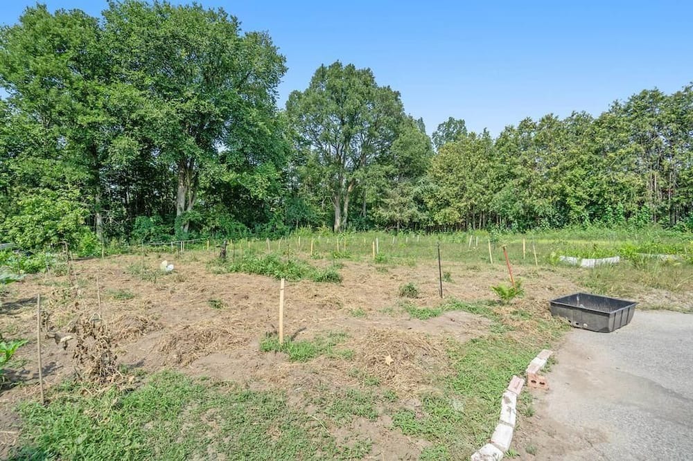 Photo of Outdoor in Aylmer