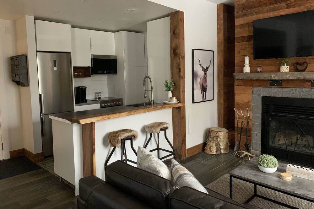 Photo of Livingroom in Mont-Tremblant Pedestrian Village