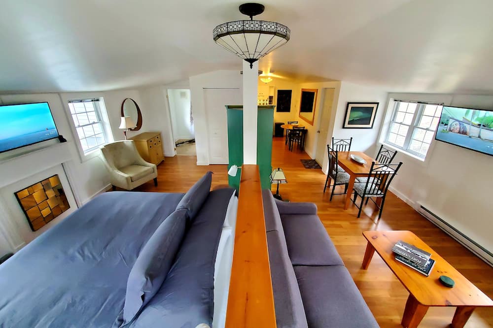 Photo of Bedroom in Port Carling