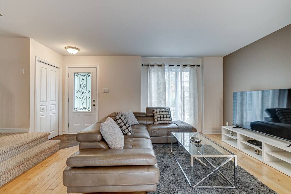 Photo of Livingroom in Plateau