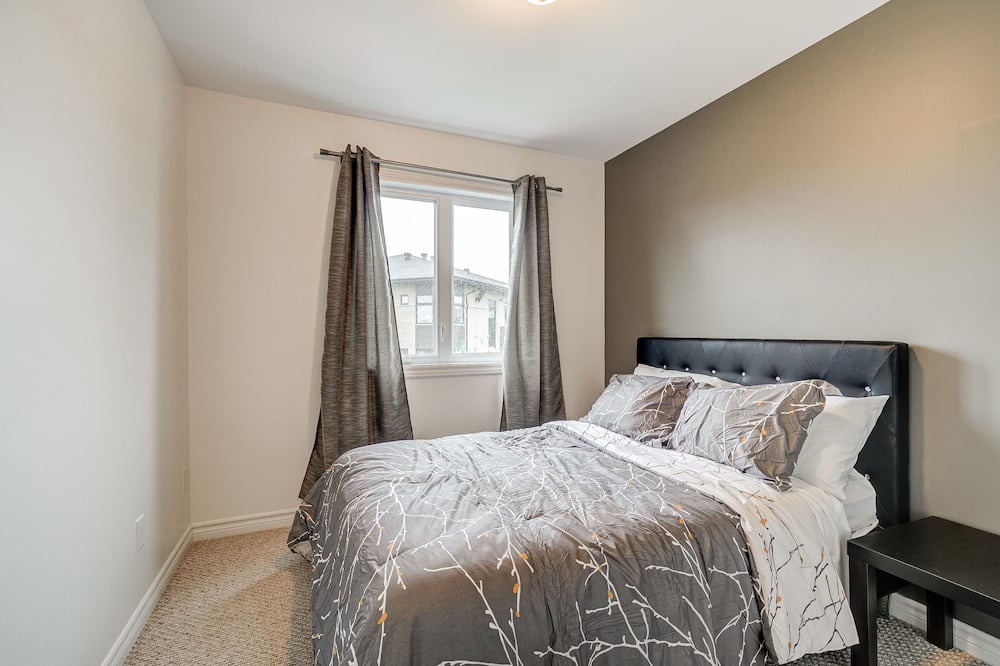 Photo of Bedroom in Plateau