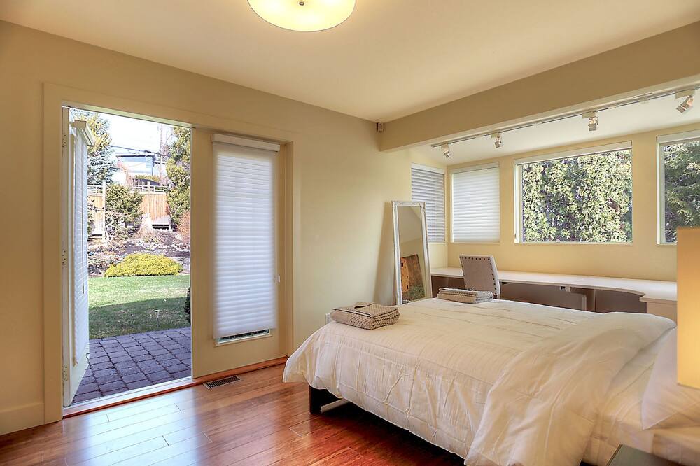 Photo of Bedroom in Westbank