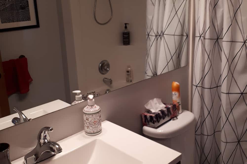 Photo of Bathroom in Youbou