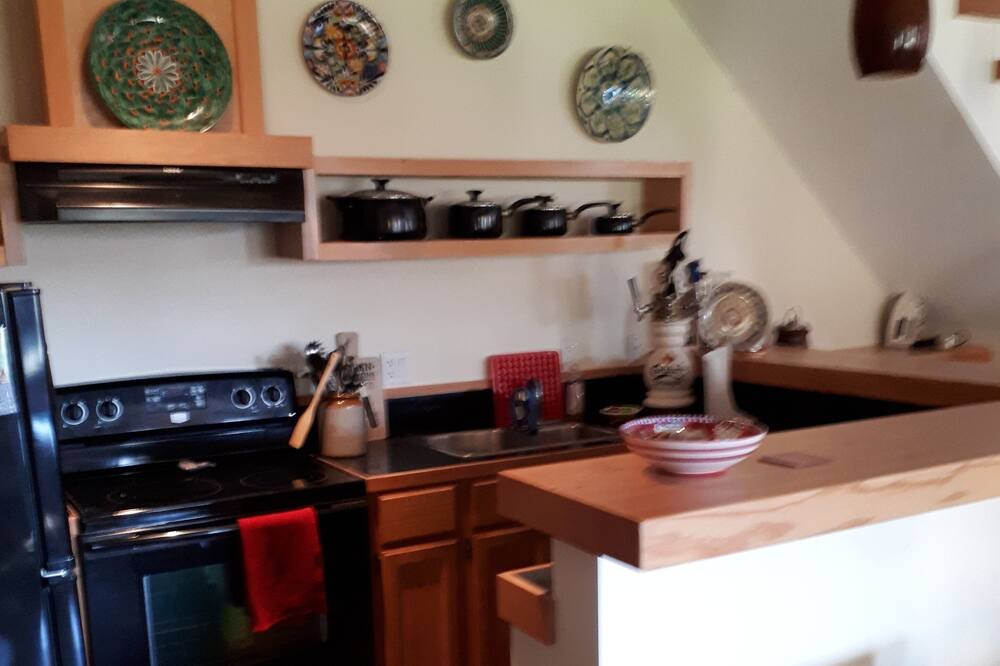 Photo of Kitchen in Youbou