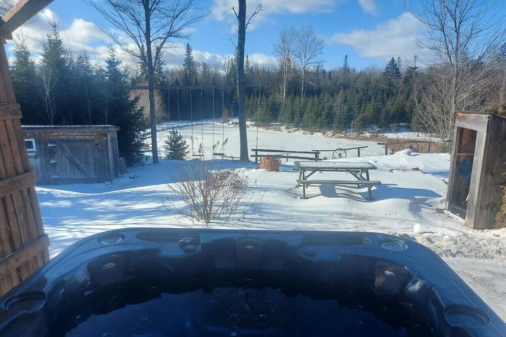 Photo of Outdoor in Saint-Hermenegilde