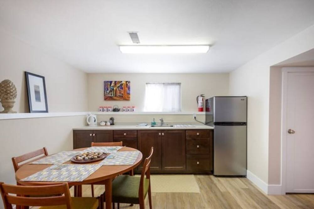 Photo of Kitchen in Kelowna Central Business District