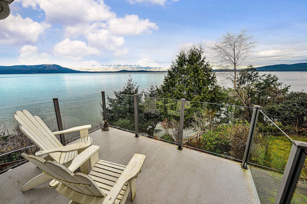 Photo of Patio Balcony in Mill Bay