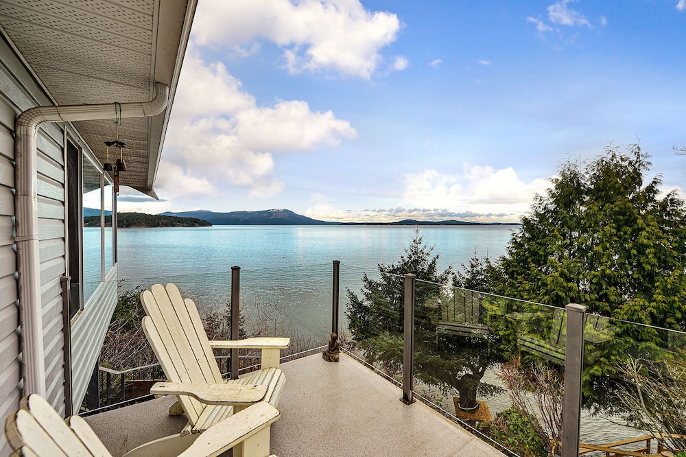 Photo of Patio Balcony in Mill Bay