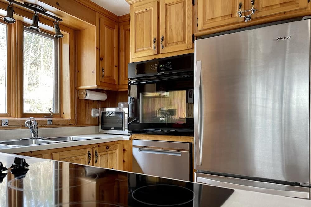 Photo of Kitchen in Sainte-Agathe-des-Monts