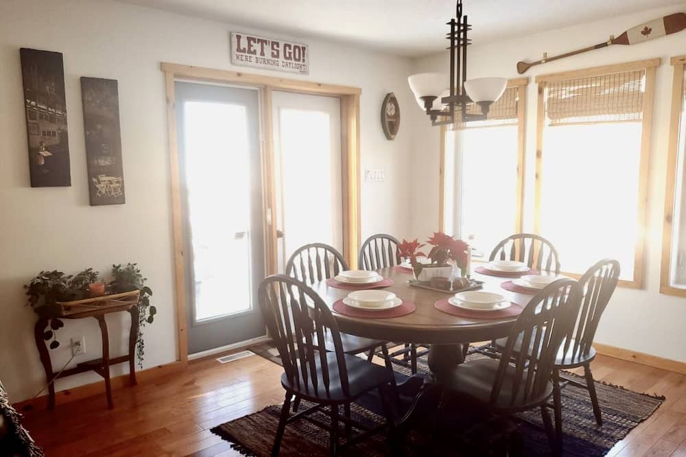 Photo of Kitchen in Beaconia