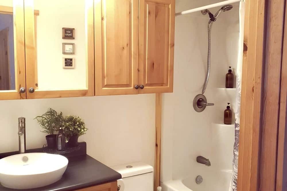 Photo of Bathroom in Beaconia