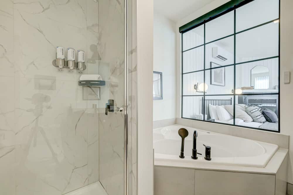 Photo of Bathroom in Sainte-Agathe-des-Monts