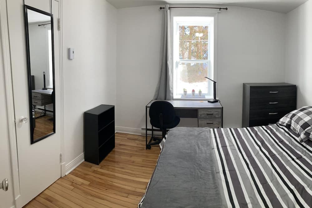 Photo of Bedroom in Sherbrooke