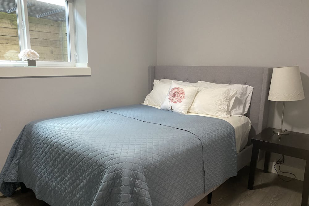 Photo of Bedroom in Mission