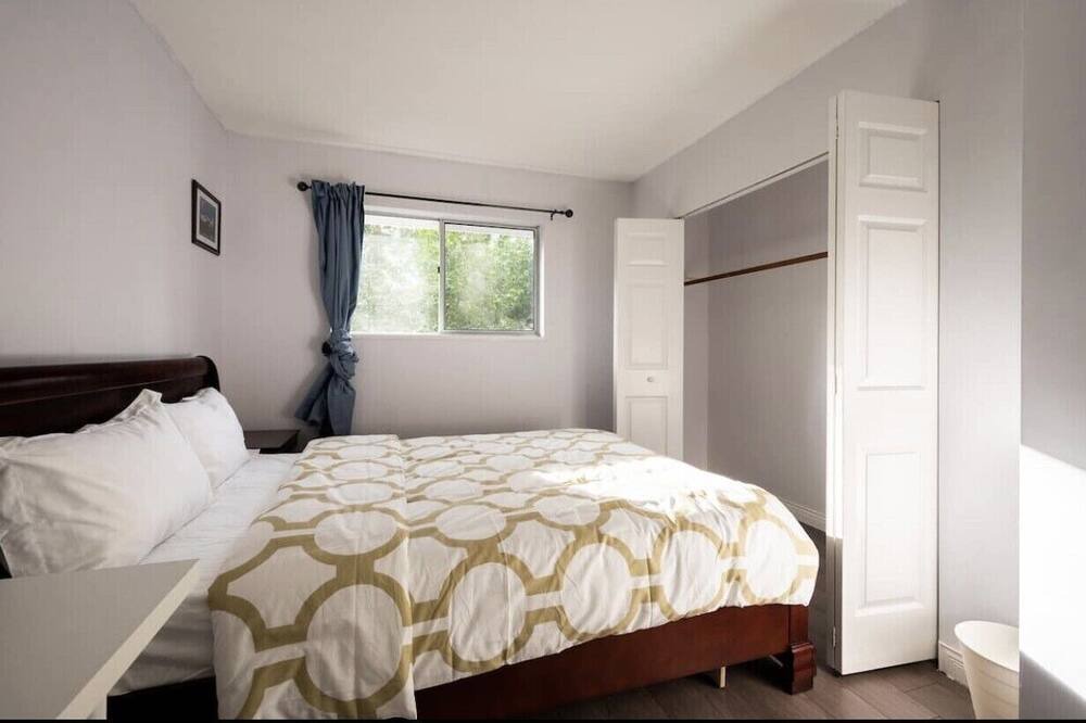 Photo of Bedroom in Guildford