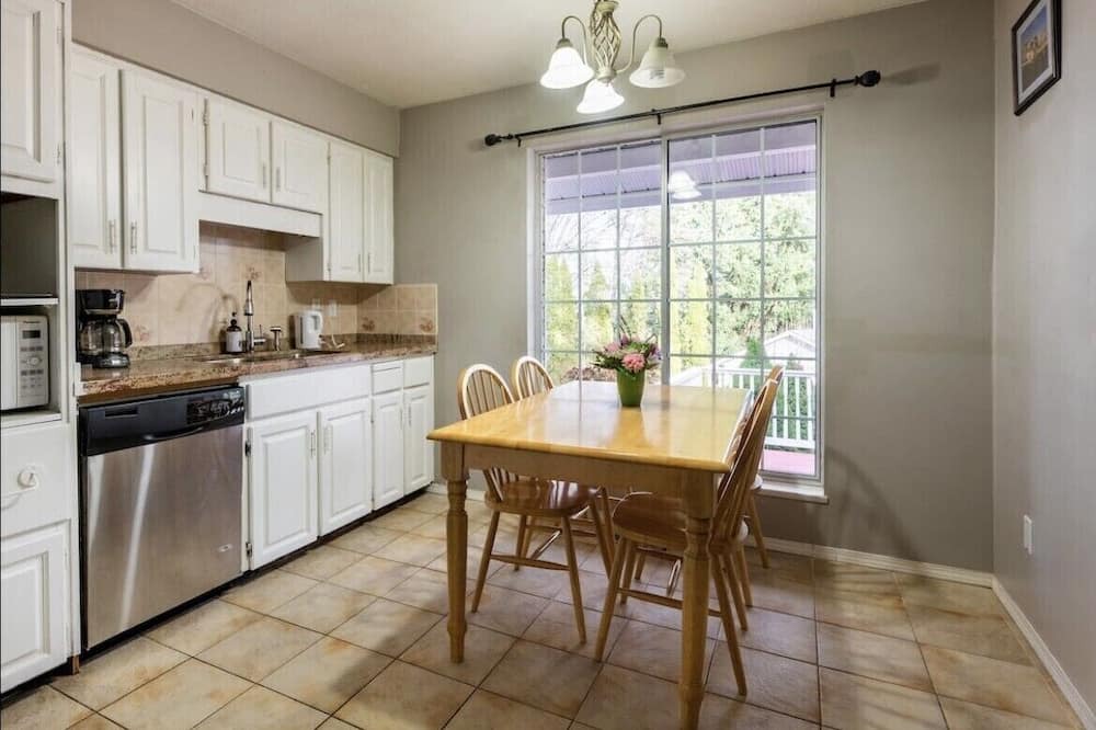 Photo of Kitchen in Guildford