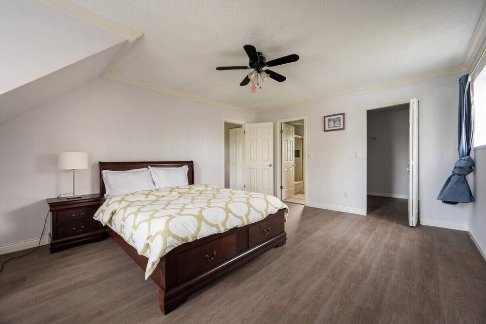 Photo of Bedroom in Guildford