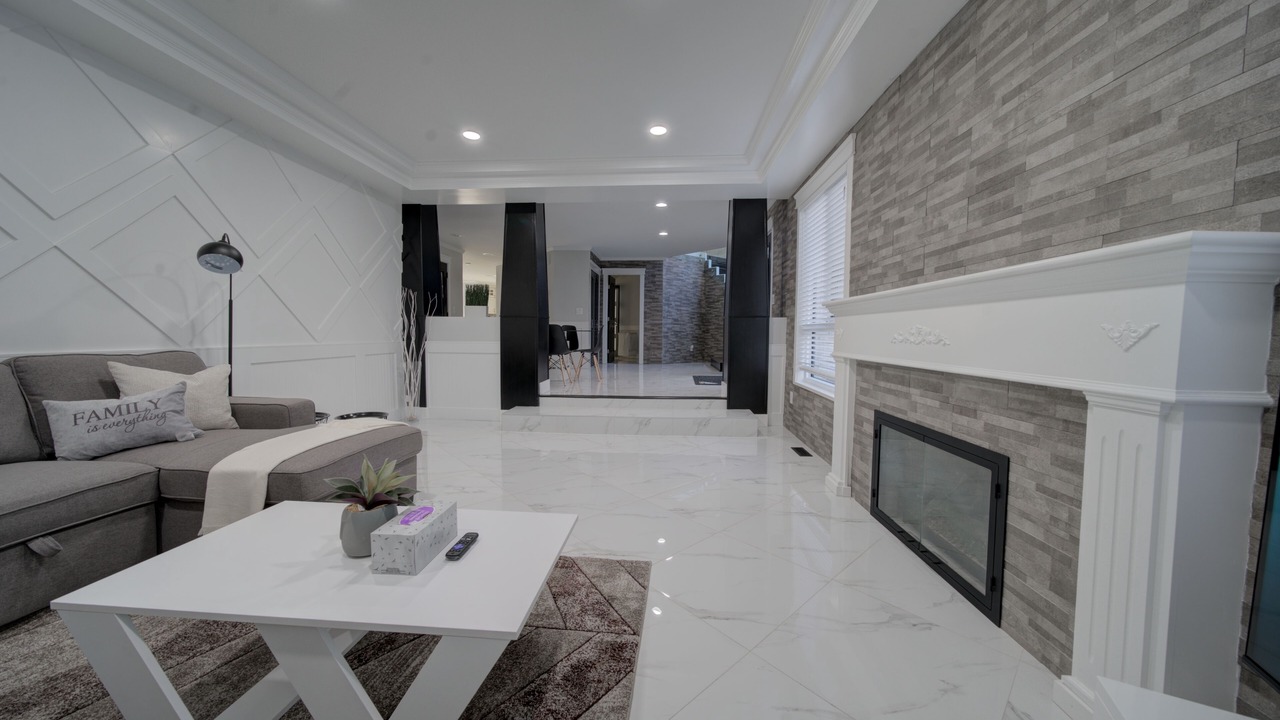 Photo of Livingroom in Fleetwood