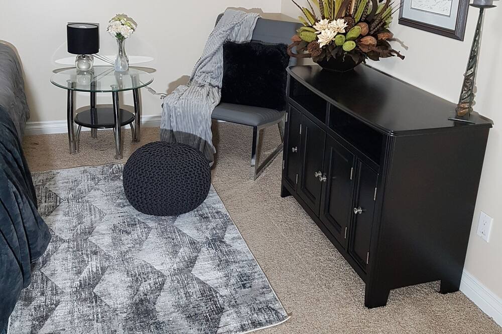 Photo of Livingroom in Spruce Grove
