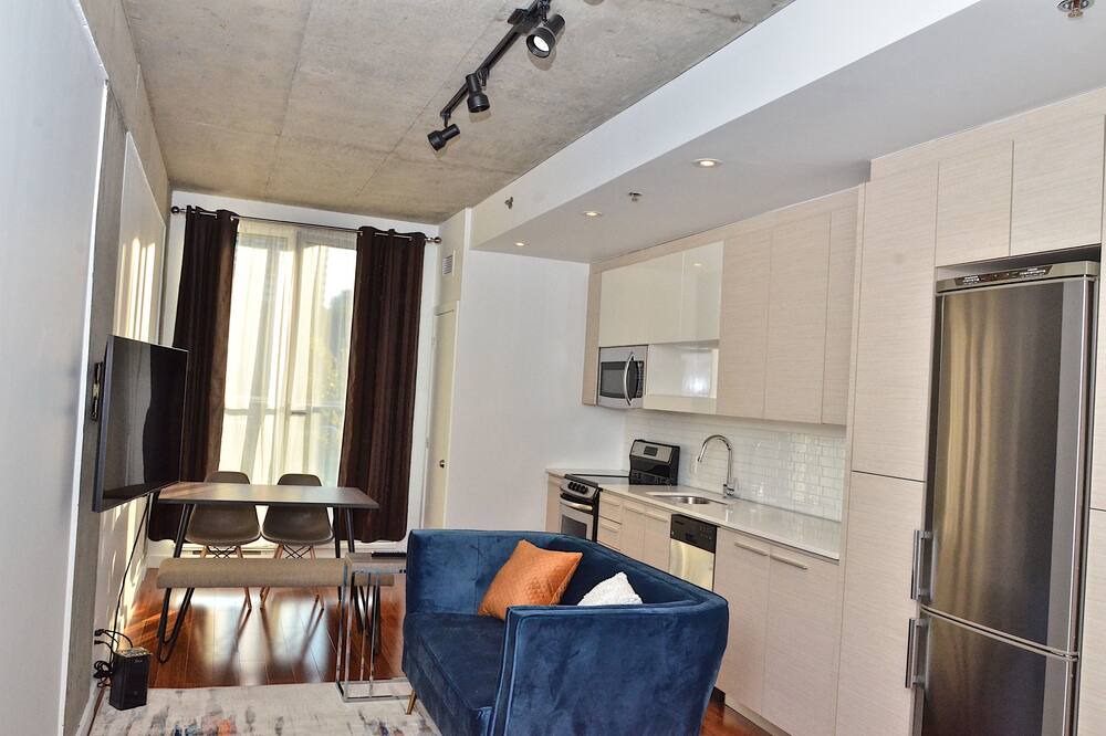 Photo of Livingroom in Ville-Marie