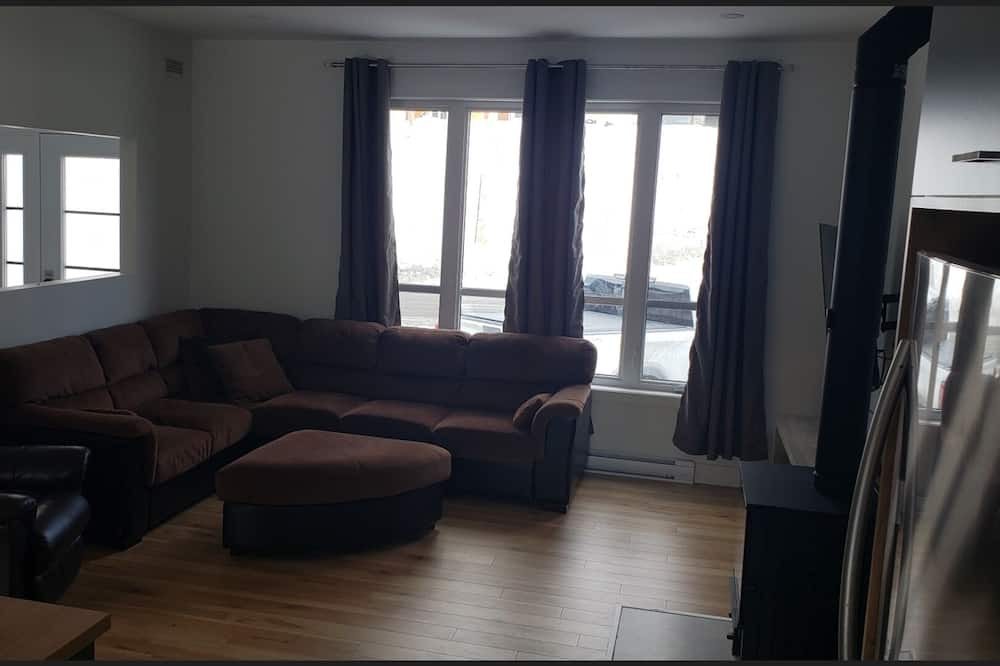 Photo of Livingroom in Lac-Etchemin