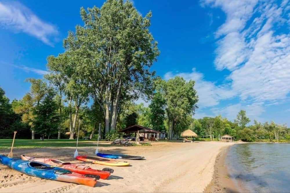 Photo of Others in Waupoos