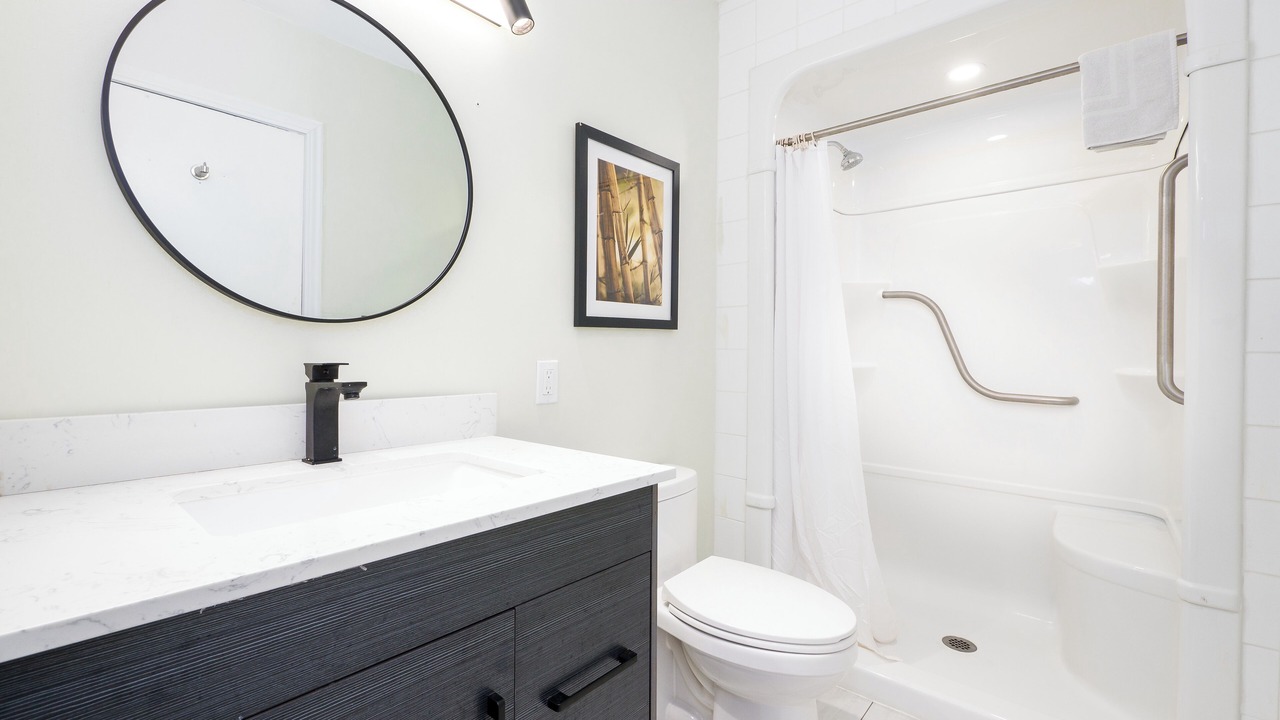 Photo of Bathroom in Tobermory