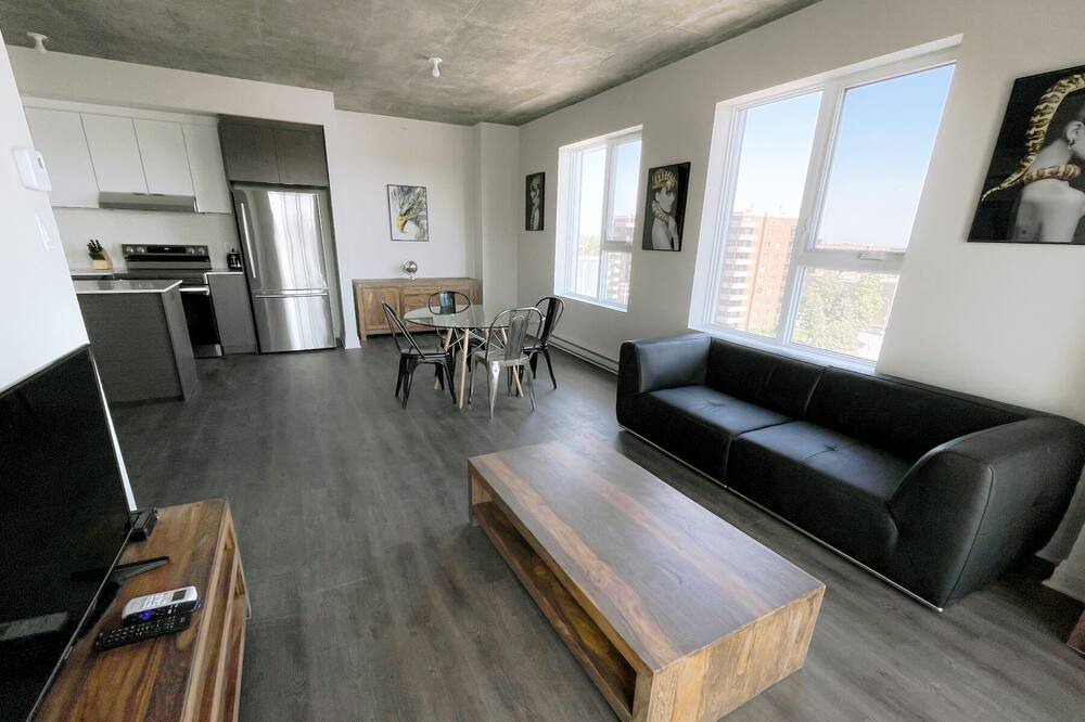 Photo of Livingroom in Saint-Laurent