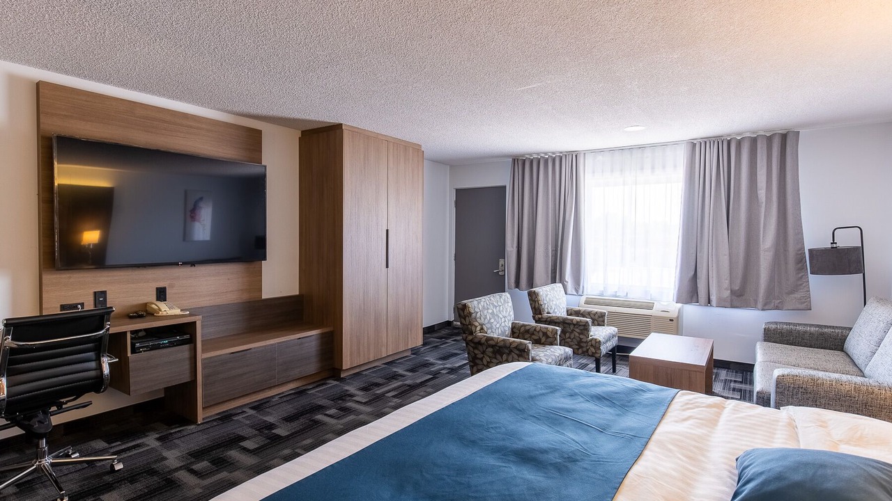 Photo of Bedroom in Mont-Laurier