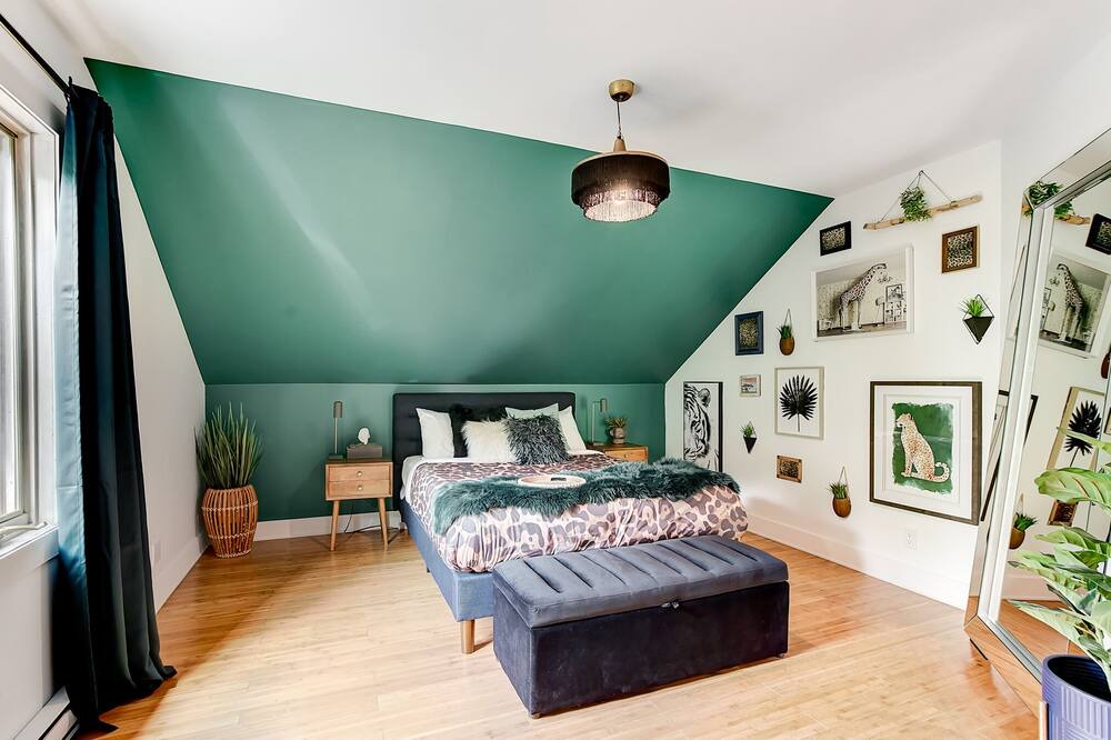 Photo of Bedroom in Saint-Sauveur-des-Monts