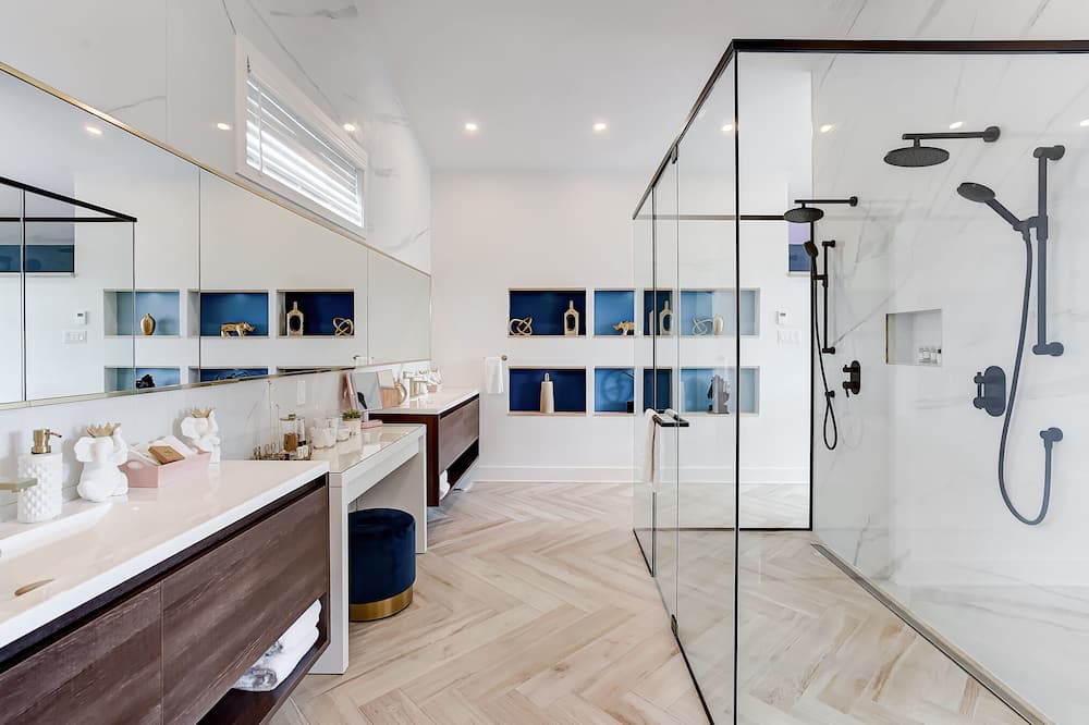 Photo of Bathroom in Saint-Sauveur-des-Monts