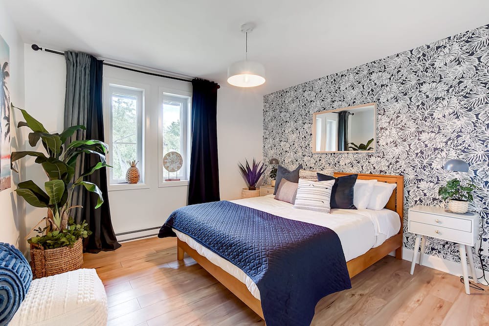 Photo of Bedroom in Saint-Sauveur-des-Monts