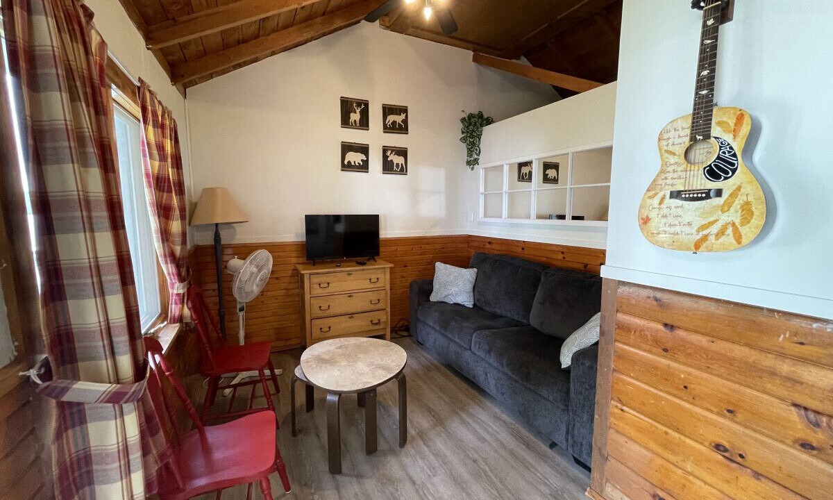 Photo of Livingroom in Bobcaygeon