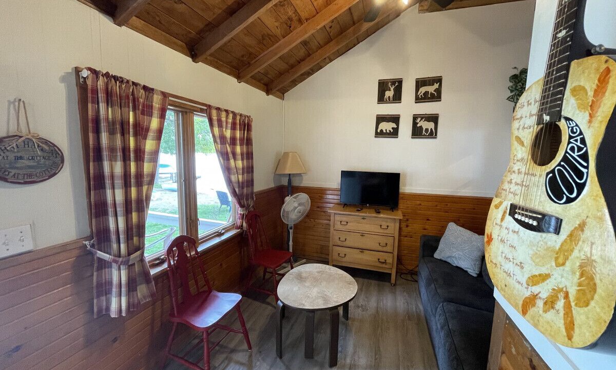 Photo of Livingroom in Bobcaygeon