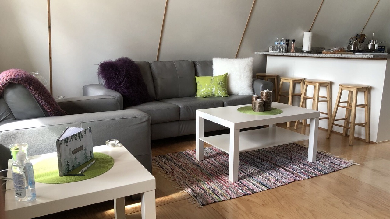 Photo of Livingroom in Stikine Region