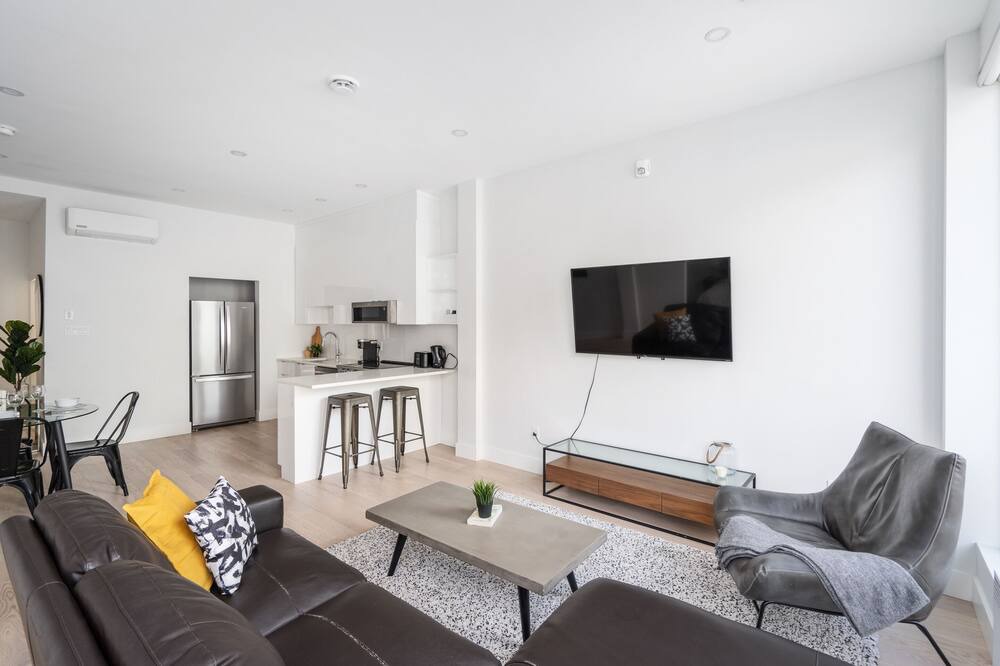 Photo of Livingroom in Latin Quarter