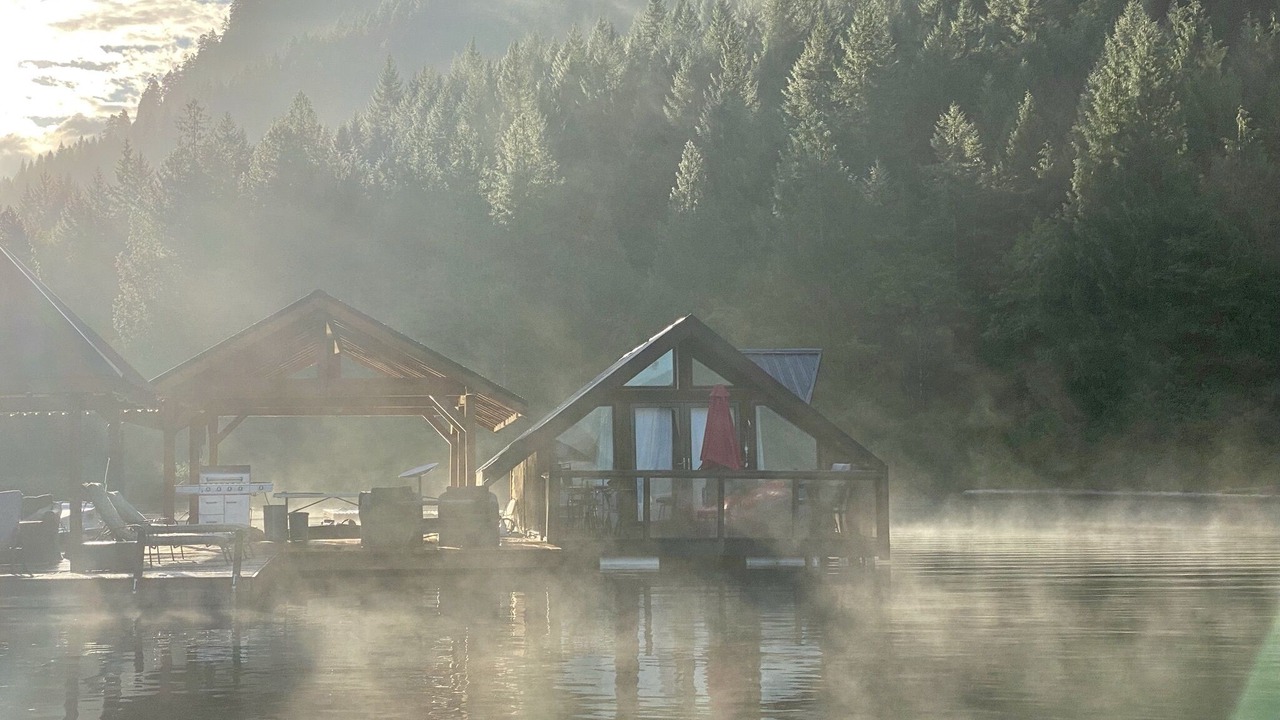 Photo of Others in Sproat Lake