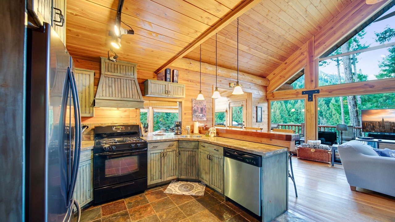 Photo of Kitchen in Sproat Lake