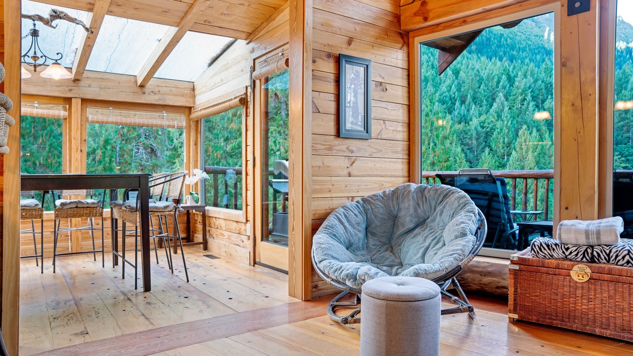 Photo of Outdoor in Sproat Lake