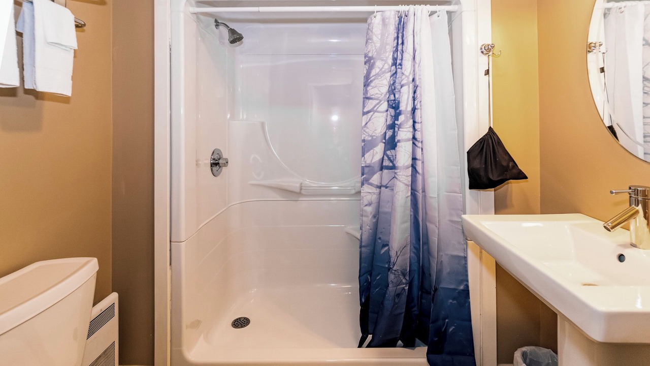 Photo of Bathroom in Port Sydney