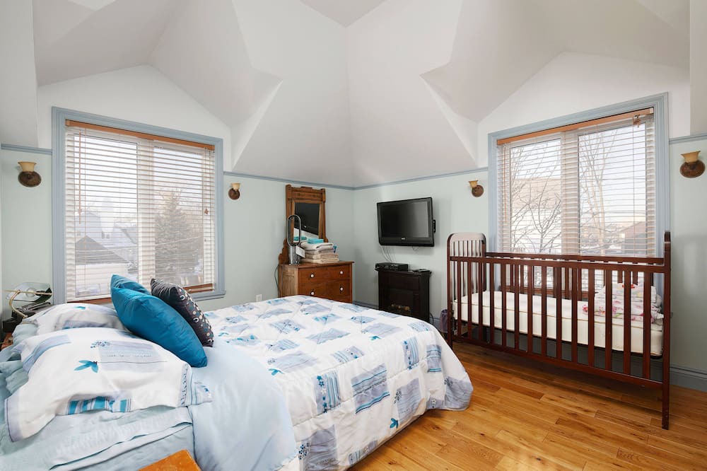 Photo of Bedroom in Pincourt