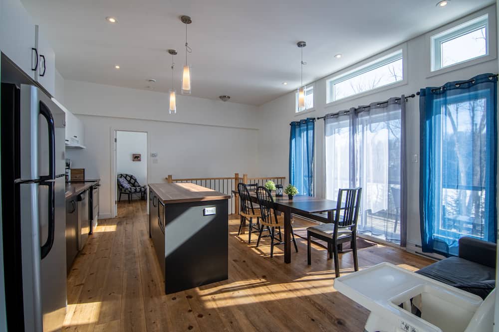 Photo of Livingroom in Entrelacs