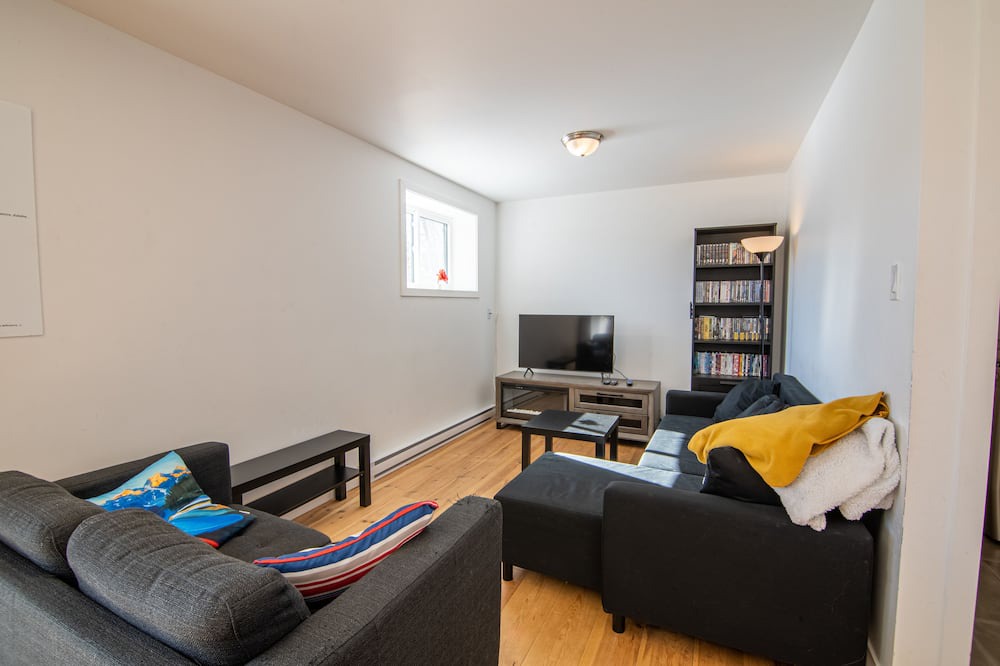 Photo of Livingroom in Entrelacs