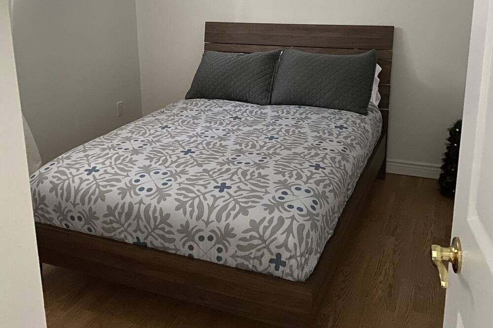 Photo of Bedroom in Saint-Hippolyte