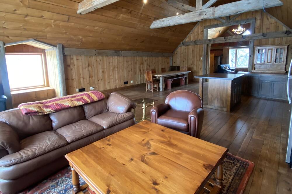 Photo of Livingroom in King