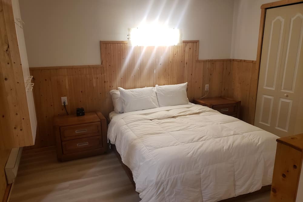 Photo of Bedroom in Prevost