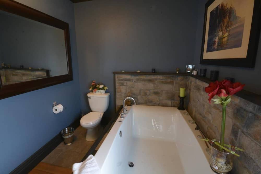 Photo of Bathroom in Matane