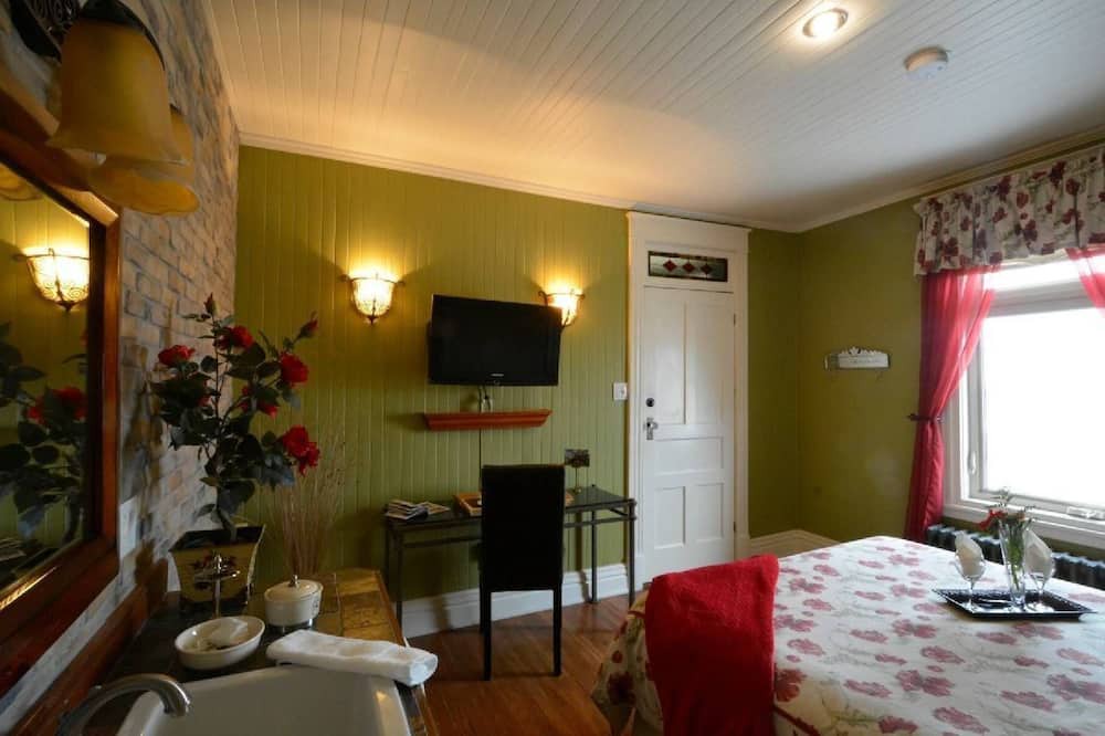 Photo of Bedroom in Matane