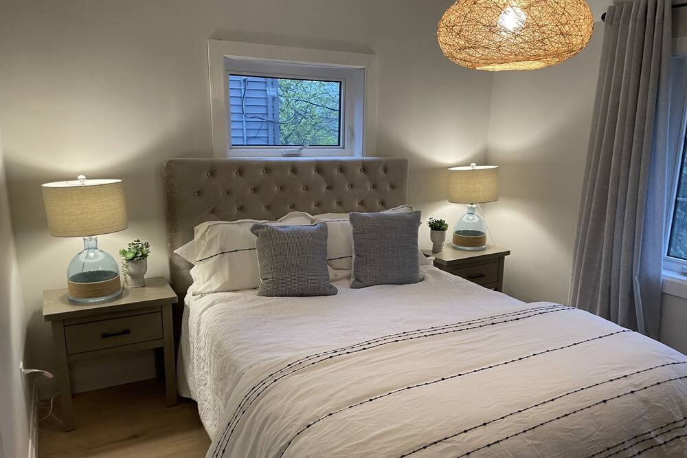 Photo of Bedroom in South End