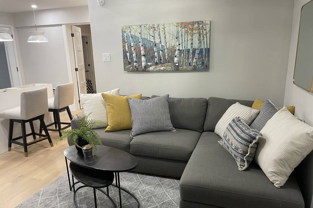 Photo of Livingroom in South End